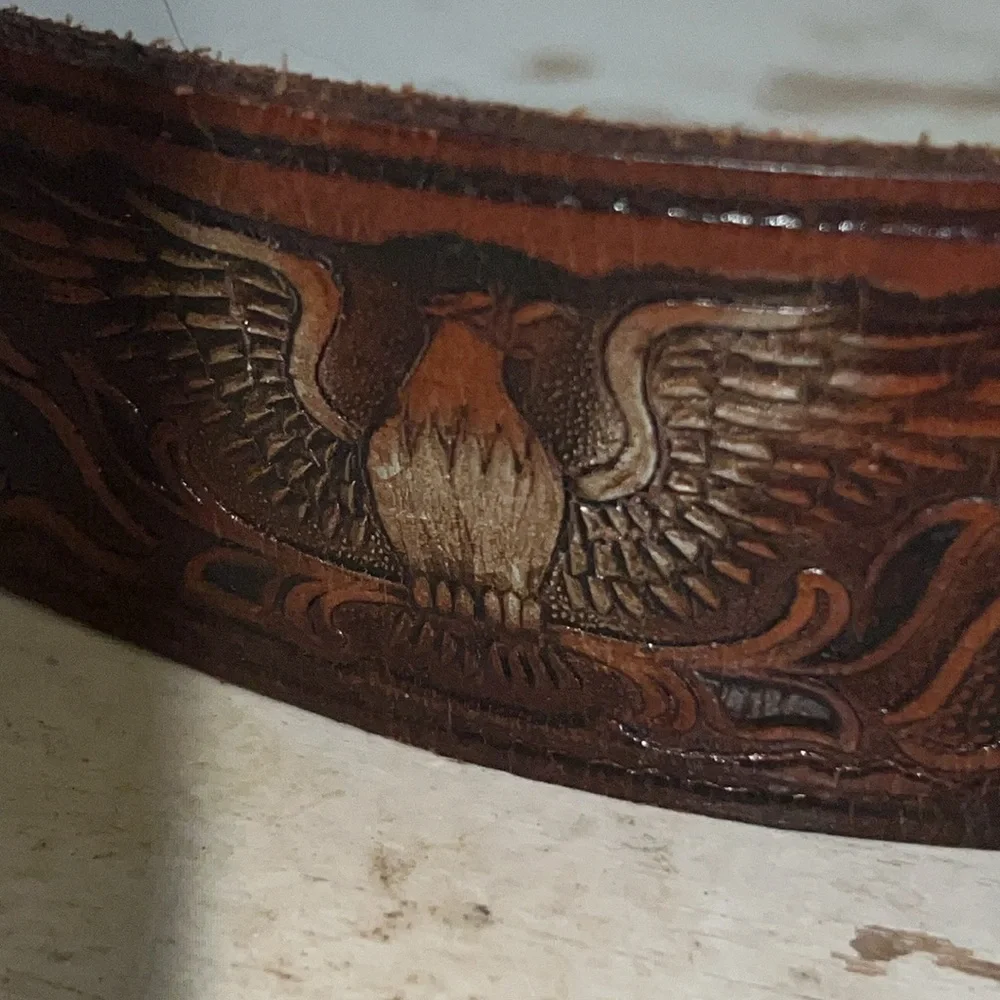 Montana hand painted Bear Belt Buckle & tooled Eagle leather belt